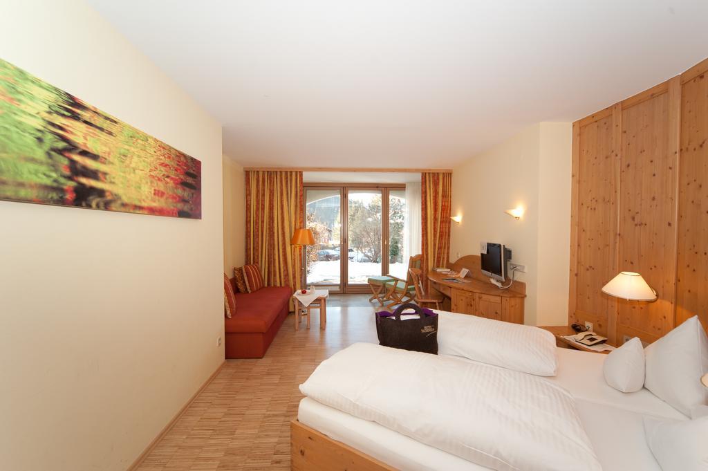 Naturhotel Ortners Eschenhof Bad Kleinkirchheim Phòng bức ảnh