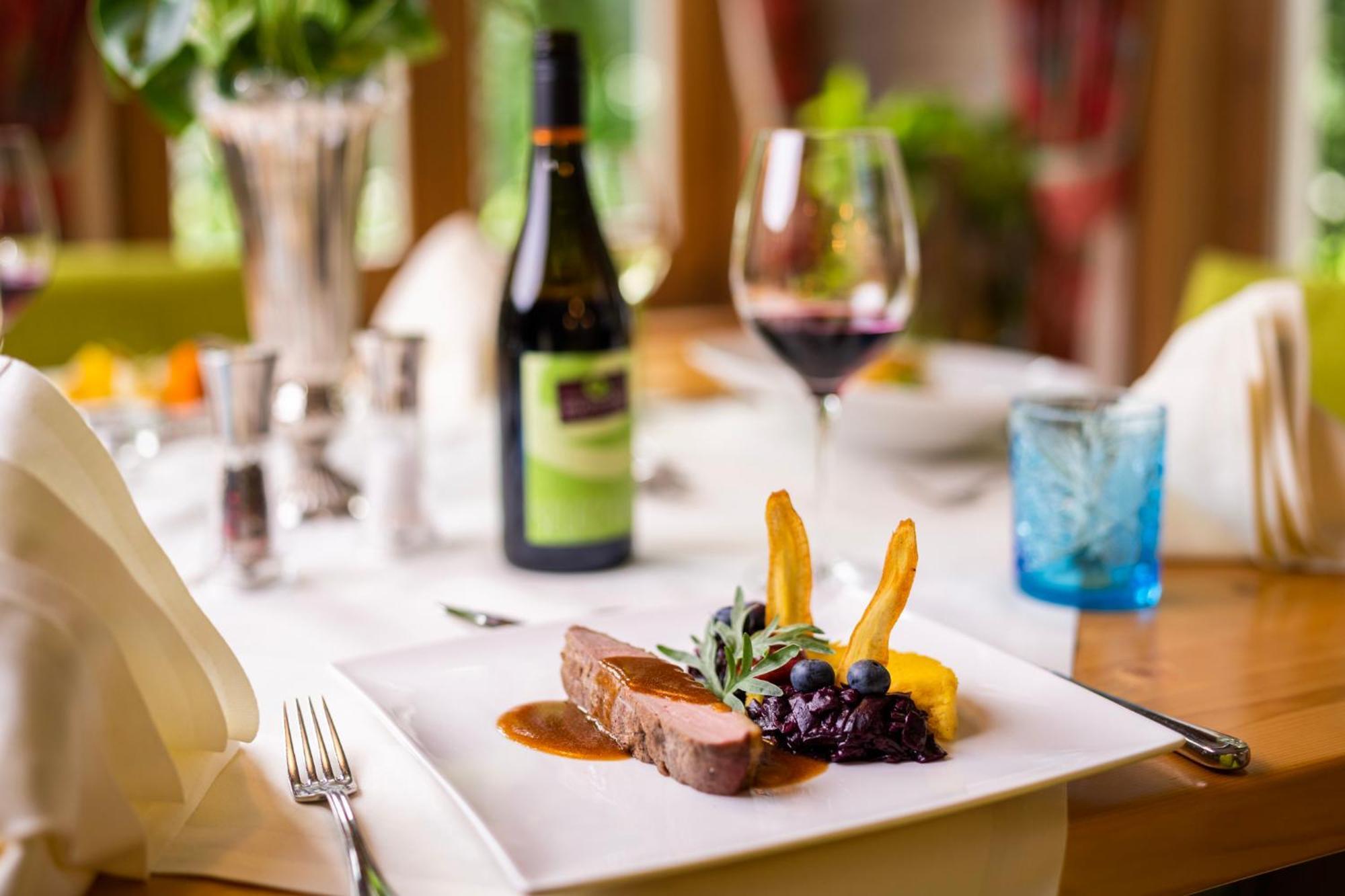 Naturhotel Ortners Eschenhof Bad Kleinkirchheim Ngoại thất bức ảnh