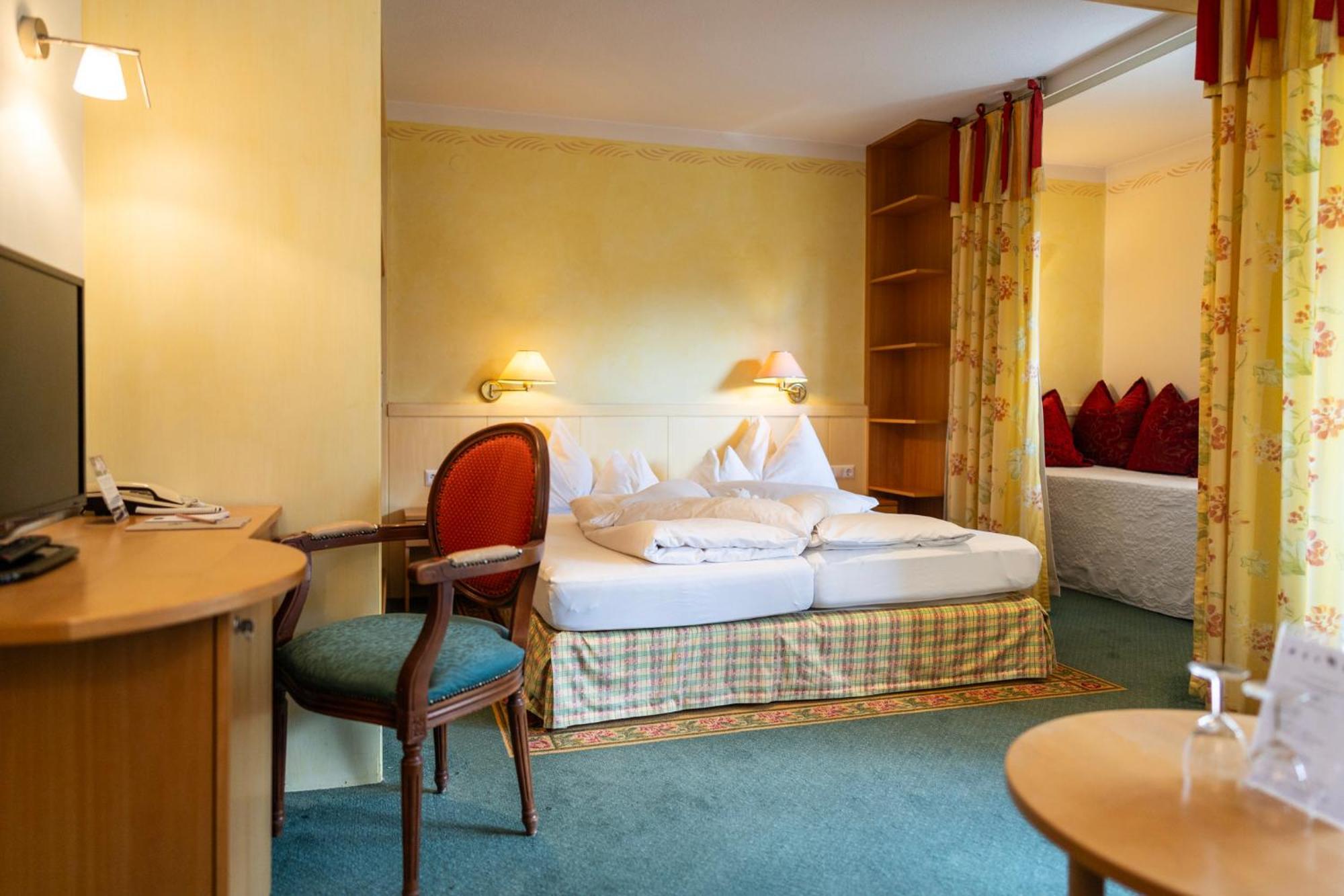 Naturhotel Ortners Eschenhof Bad Kleinkirchheim Ngoại thất bức ảnh